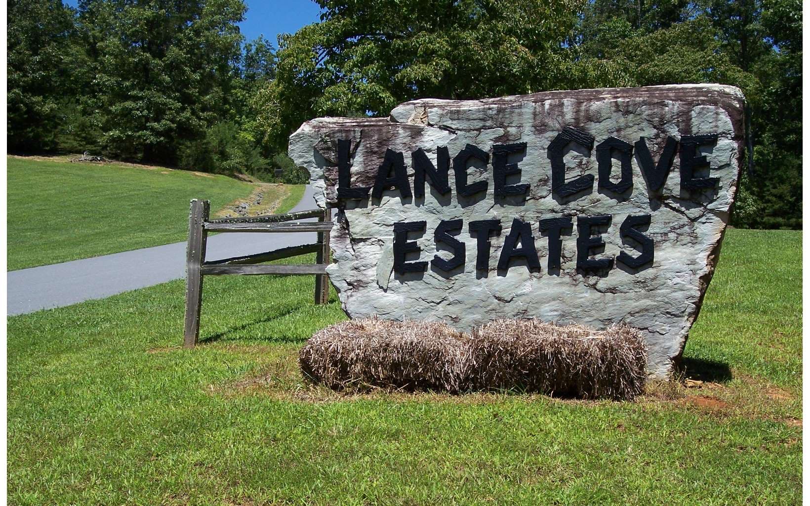 22 Thunder Road, Hayesville NC 28904 - Photo
