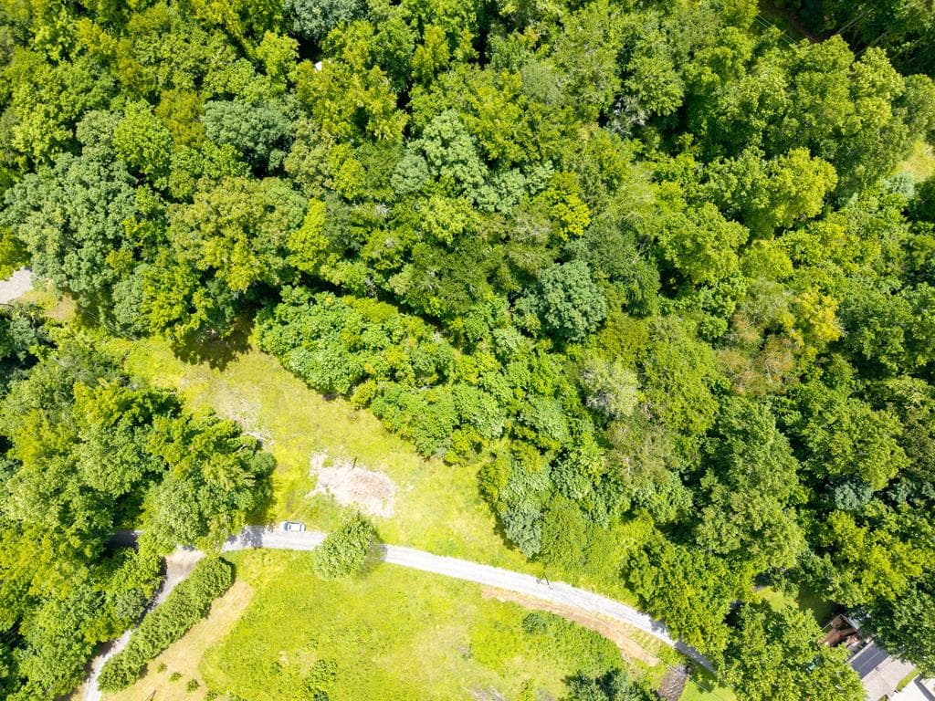 9-17 Mary Lane, Hayesville NC 28904 - Photo
