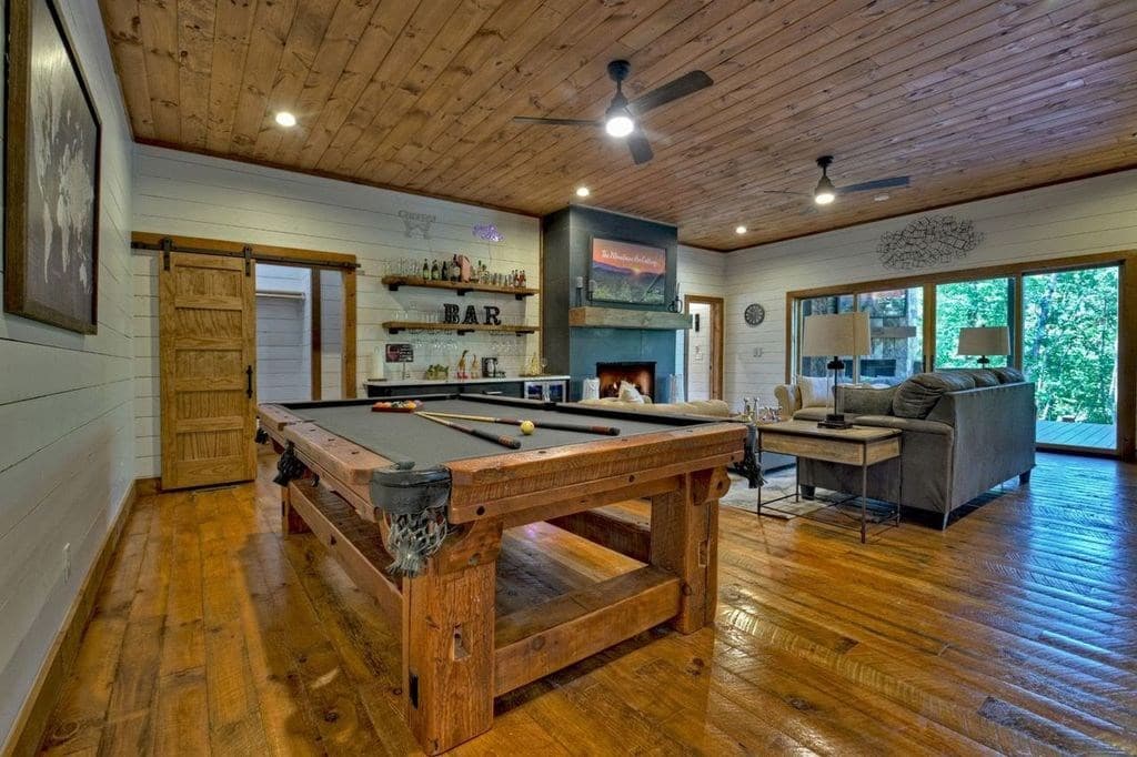 590 Deer Crest Road, Blue Ridge GA 30513 - Photo