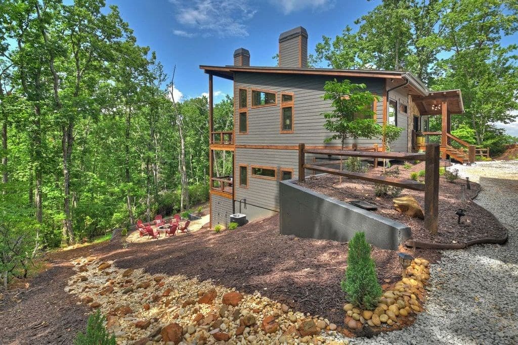 590 Deer Crest Road, Blue Ridge GA 30513 - Photo