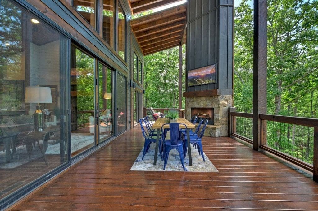 590 Deer Crest Road, Blue Ridge GA 30513 - Photo