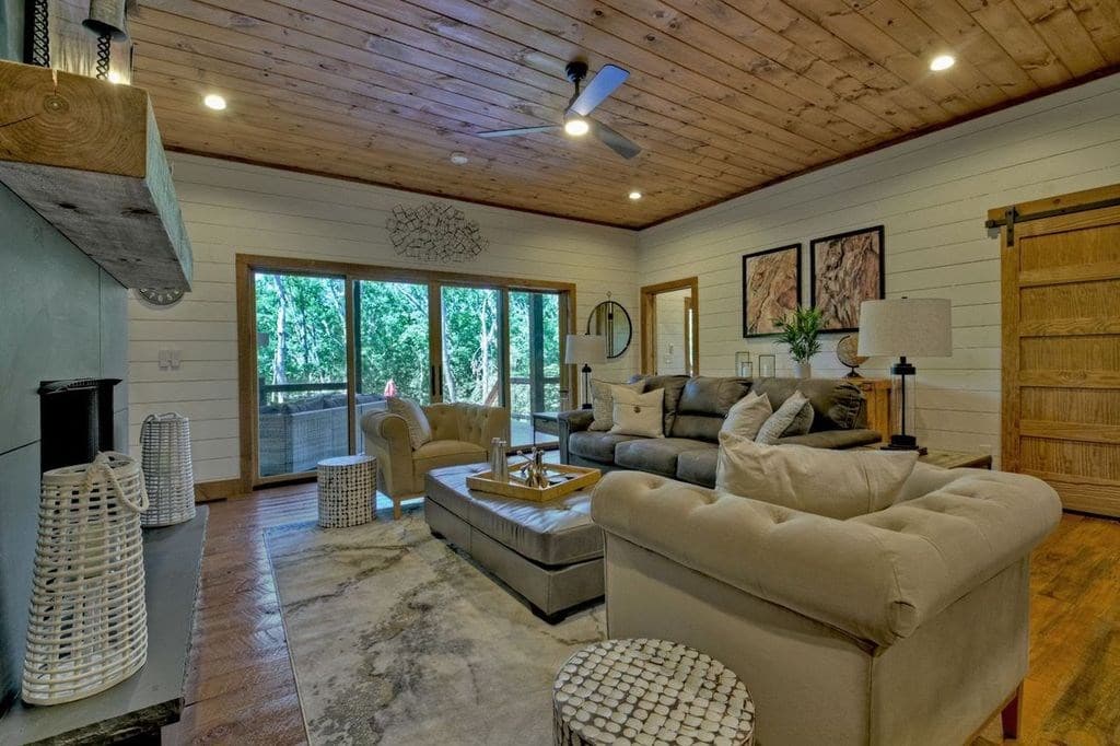 590 Deer Crest Road, Blue Ridge GA 30513 - Photo
