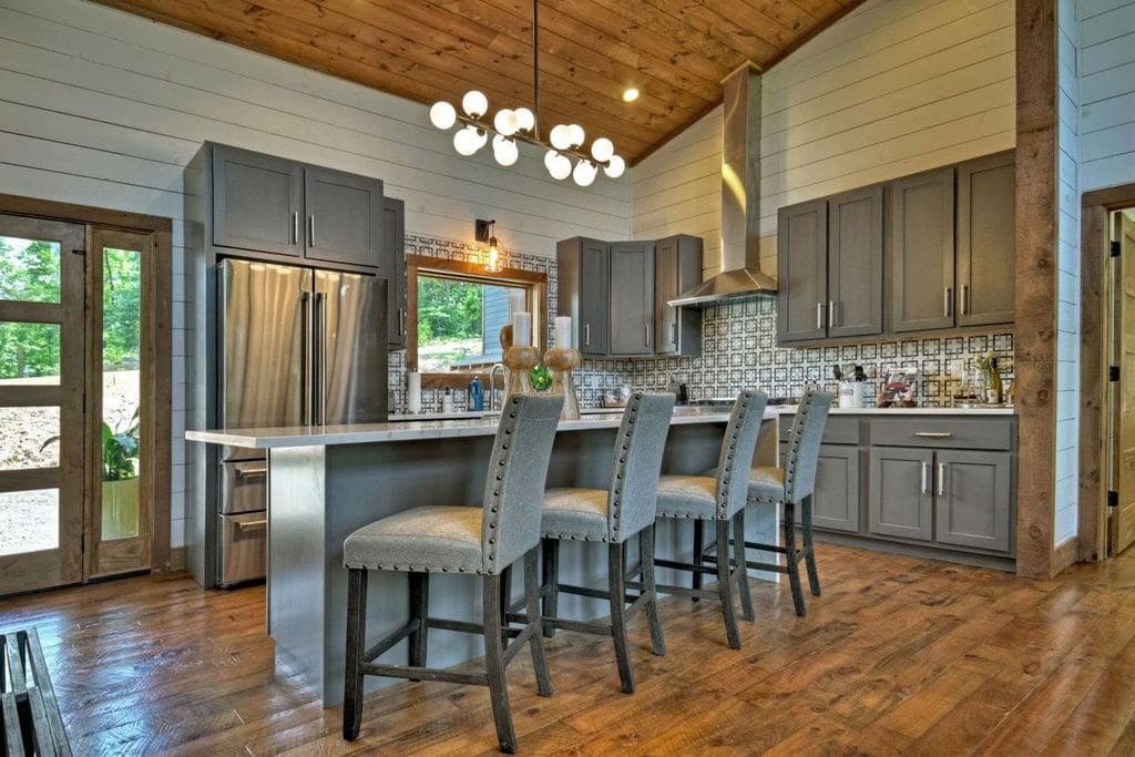 590 Deer Crest Road, Blue Ridge GA 30513 - Photo