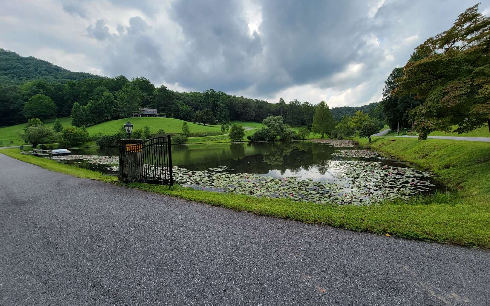 28 Oak Ridge North, Hayesville NC 28904 - Primary photo