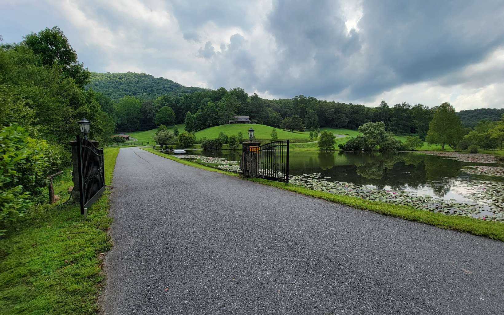 27 Oak Ridge North, Hayesville NC 28904 - Photo