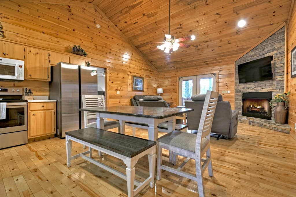 6341 Mobile Rd, Blue Ridge GA 30513 - Photo