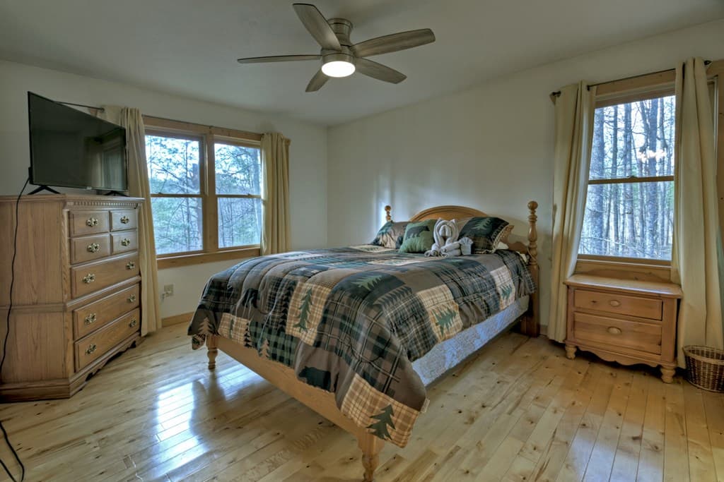 6341 Mobile Rd, Blue Ridge GA 30513 - Photo