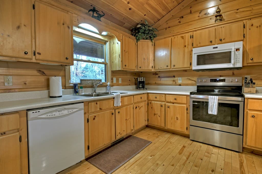 6341 Mobile Rd, Blue Ridge GA 30513 - Photo