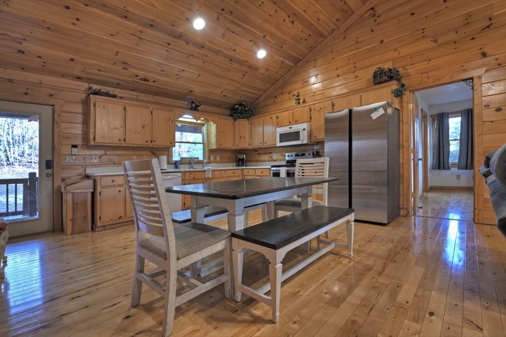 6341 Mobile Rd, Blue Ridge GA 30513 - Photo