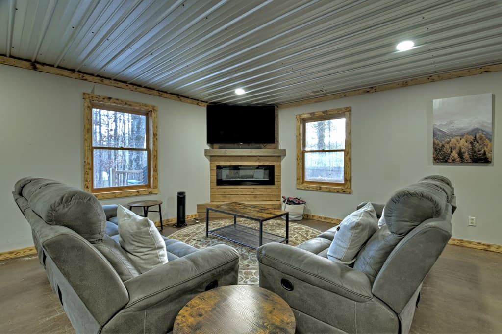6341 Mobile Rd, Blue Ridge GA 30513 - Photo