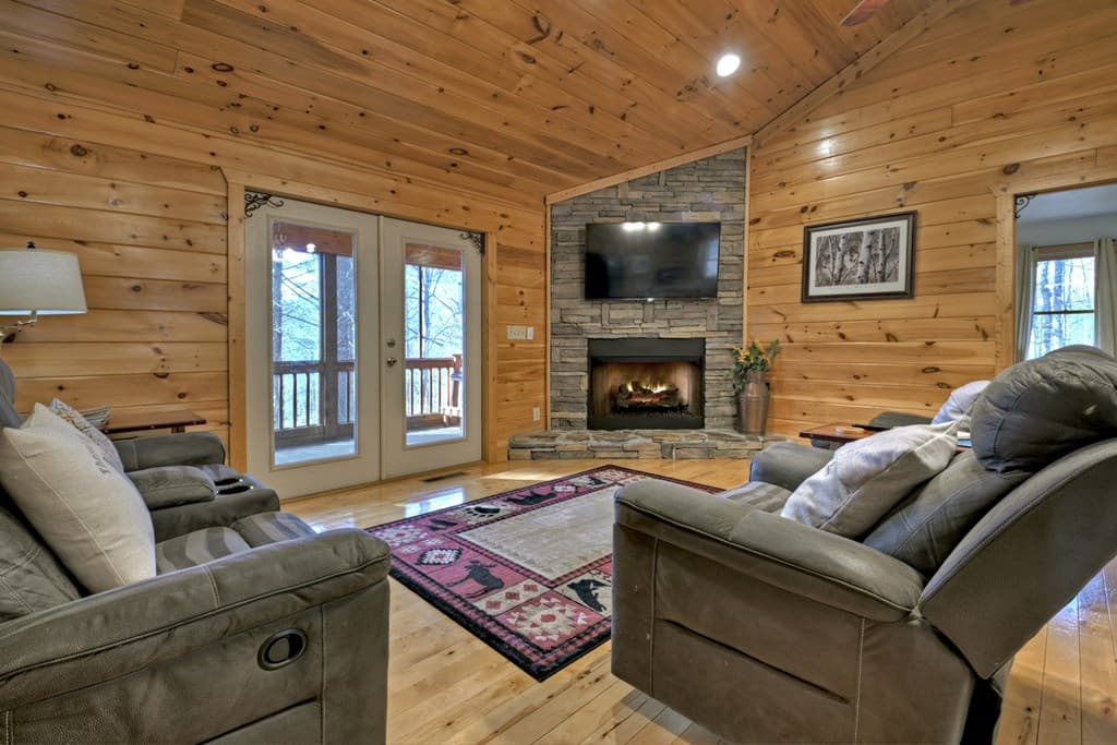 6341 Mobile Rd, Blue Ridge GA 30513 - Photo