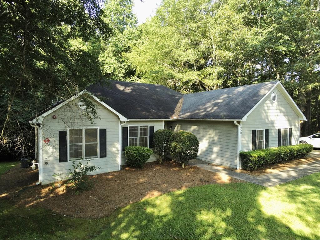 4630 Meadows Road, Powder Springs GA 30127 - Primary photo