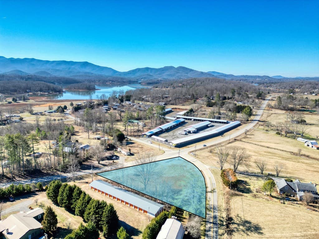 1870 Hwy 75n, Hiawassee GA 30546 - Photo