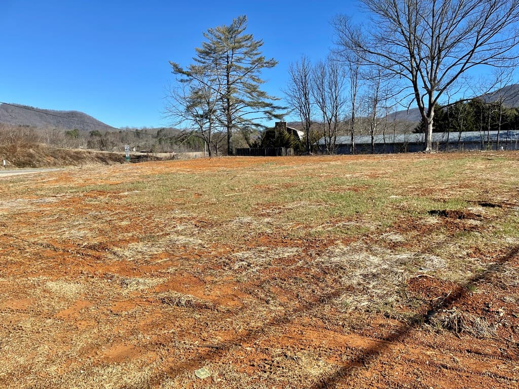 1870 Hwy 75n, Hiawassee GA 30546 - Photo