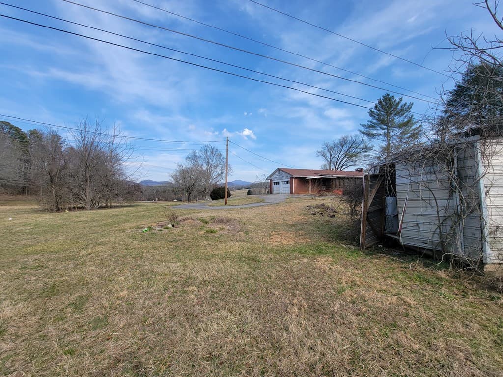 518 E Hwy 64, Hayesville NC 28904 - Photo
