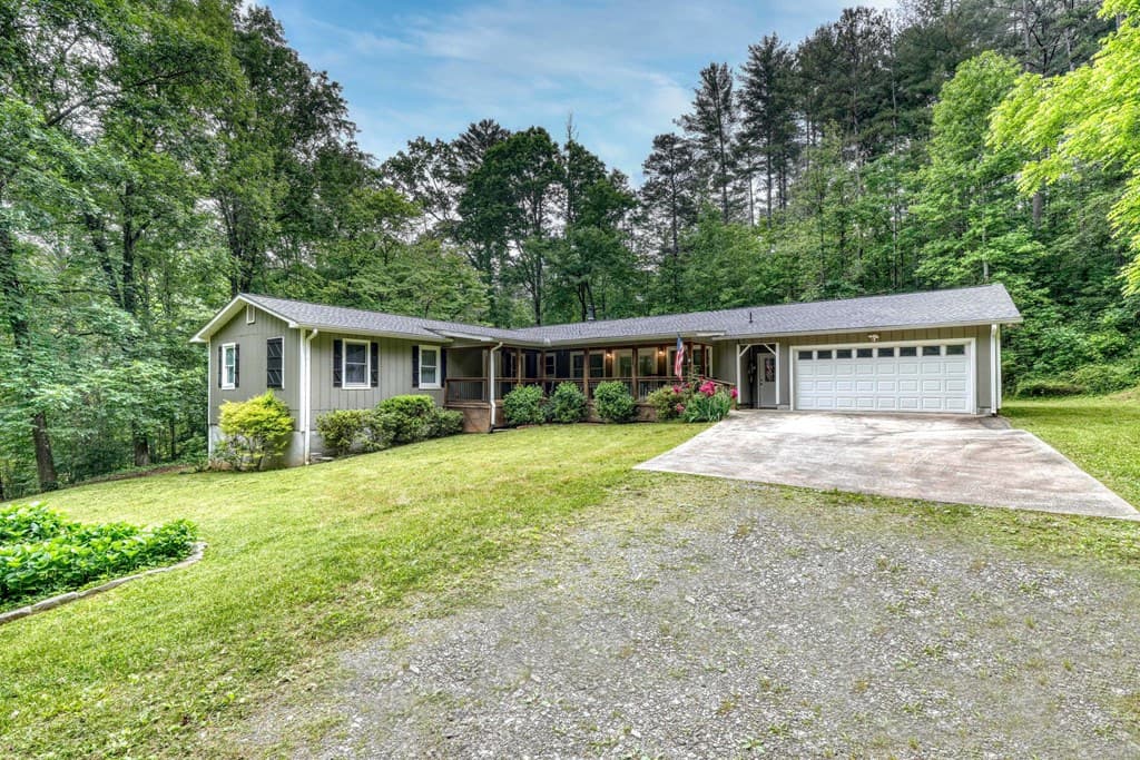 562 New Hope Club Road, Ellijay GA 30540 - Photo