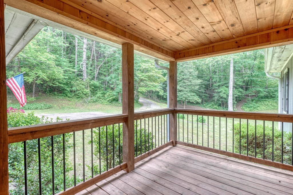 562 New Hope Club Road, Ellijay GA 30540 - Photo