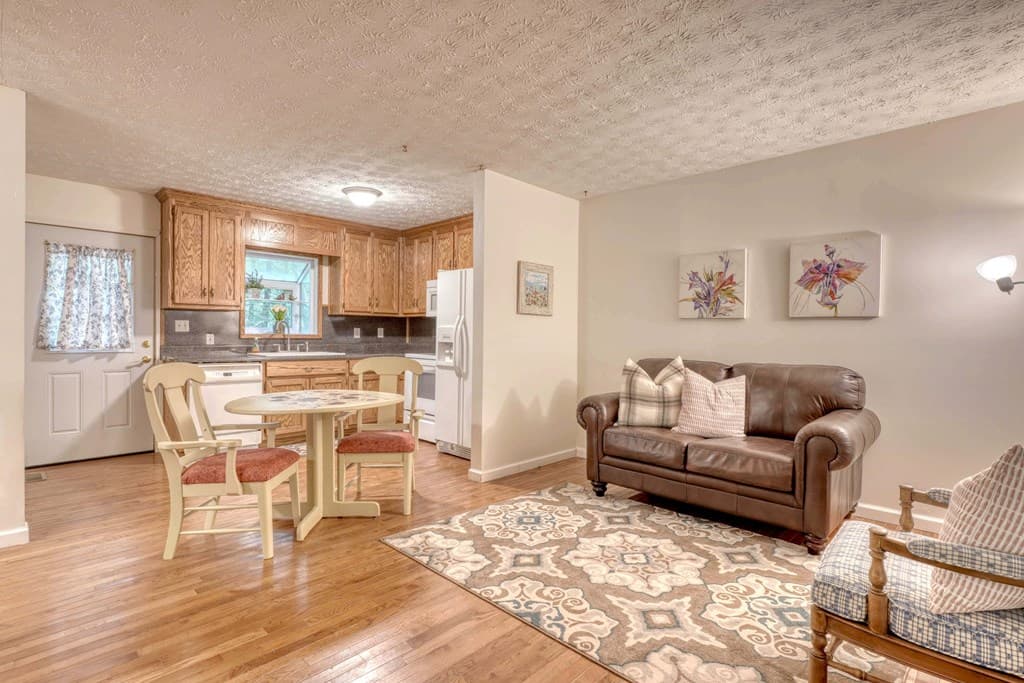 562 New Hope Club Road, Ellijay GA 30540 - Photo