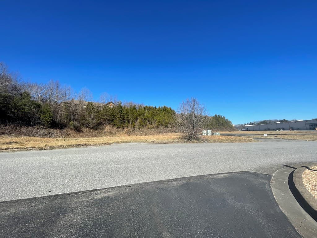 101 Progress Circle, Blue Ridge GA 30513 - Photo