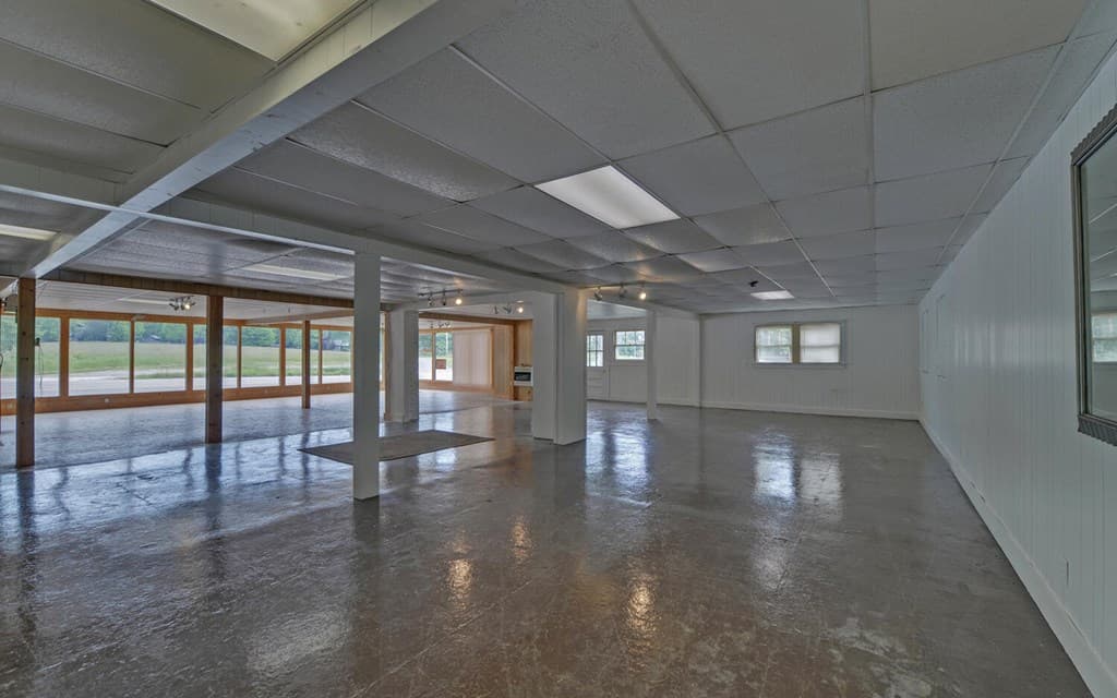 7493 Us Hwy 76 W, Young Harris GA 30582 - Photo