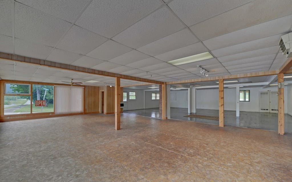 7493 Us Hwy 76 W, Young Harris GA 30582 - Photo