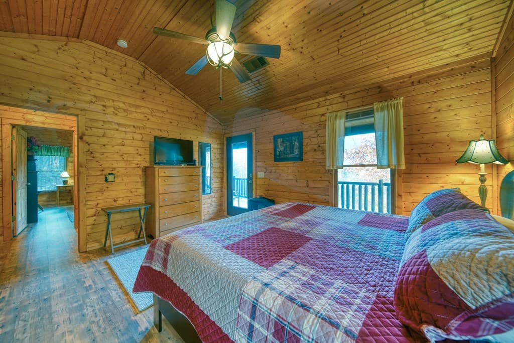190 Ruby Lake Drive N, Hiawassee GA 30546 - Photo