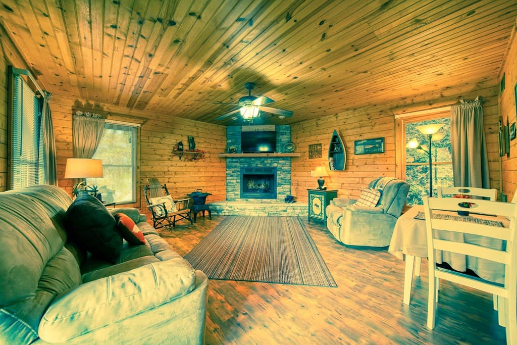 190 Ruby Lake Drive N, Hiawassee GA 30546 - Photo