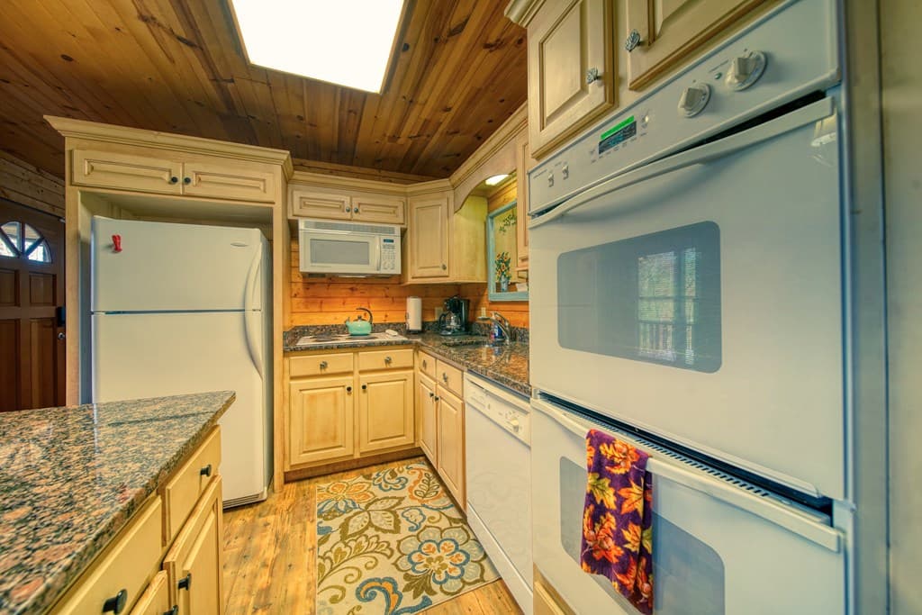 190 Ruby Lake Drive N, Hiawassee GA 30546 - Photo
