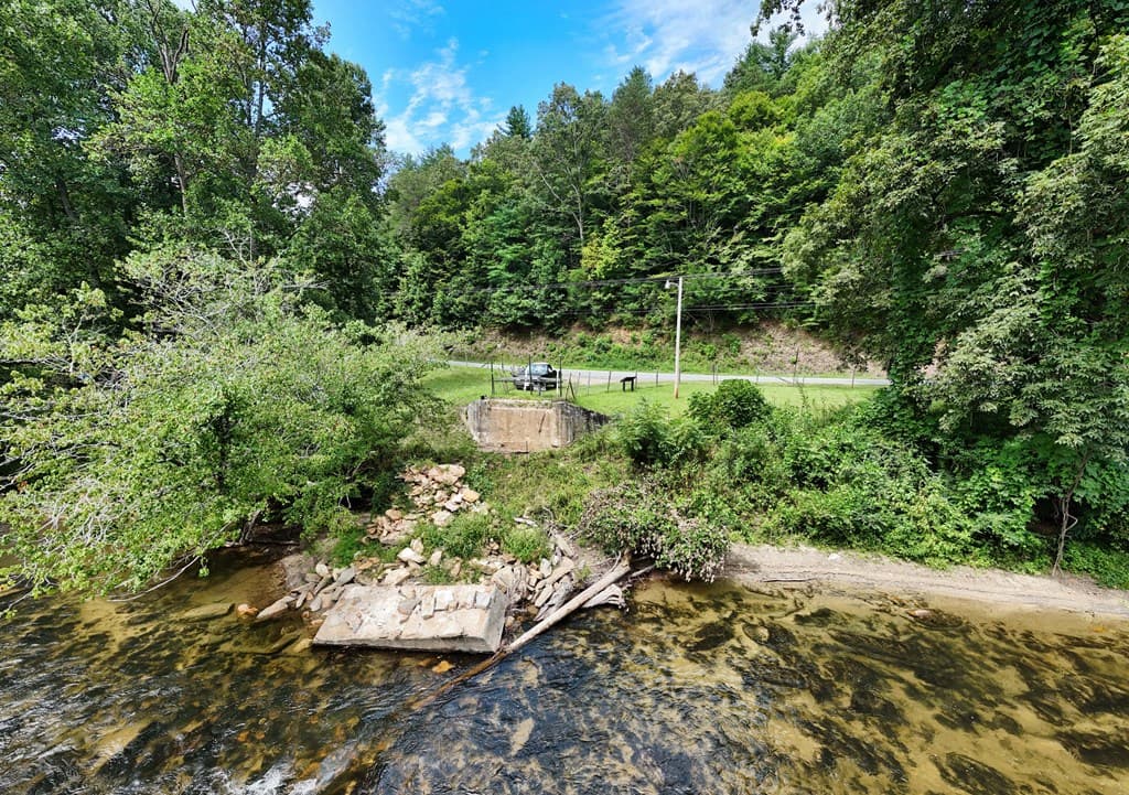 2350 Dial Road, Blue Ridge GA 30513 - Photo