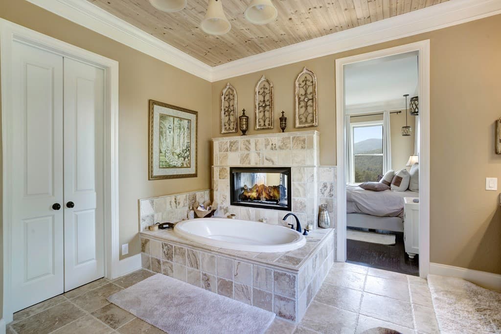 205 Hightower Ridge Drive, Hiawassee GA 30546 - Photo