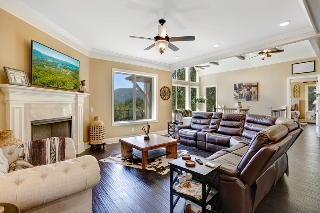 205 Hightower Ridge Drive, Hiawassee GA 30546 - Photo