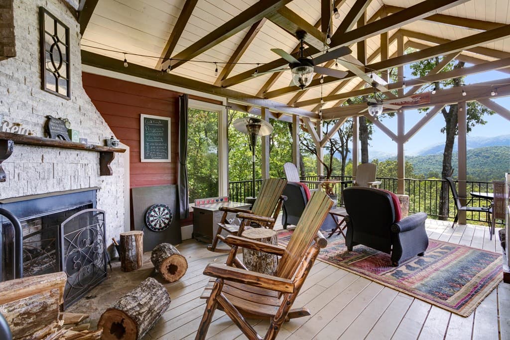 205 Hightower Ridge Drive, Hiawassee GA 30546 - Photo