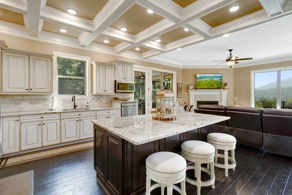 205 Hightower Ridge Drive, Hiawassee GA 30546 - Photo