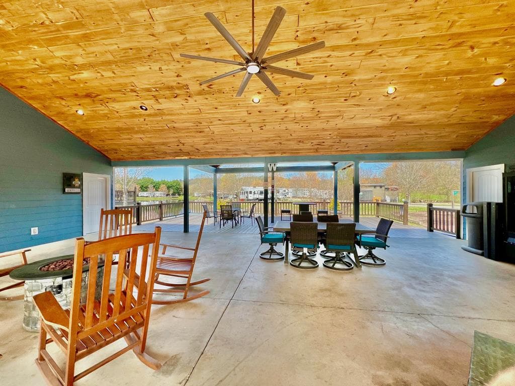 136 Mountain Meadows Circle, Morganton GA 30560 - Photo