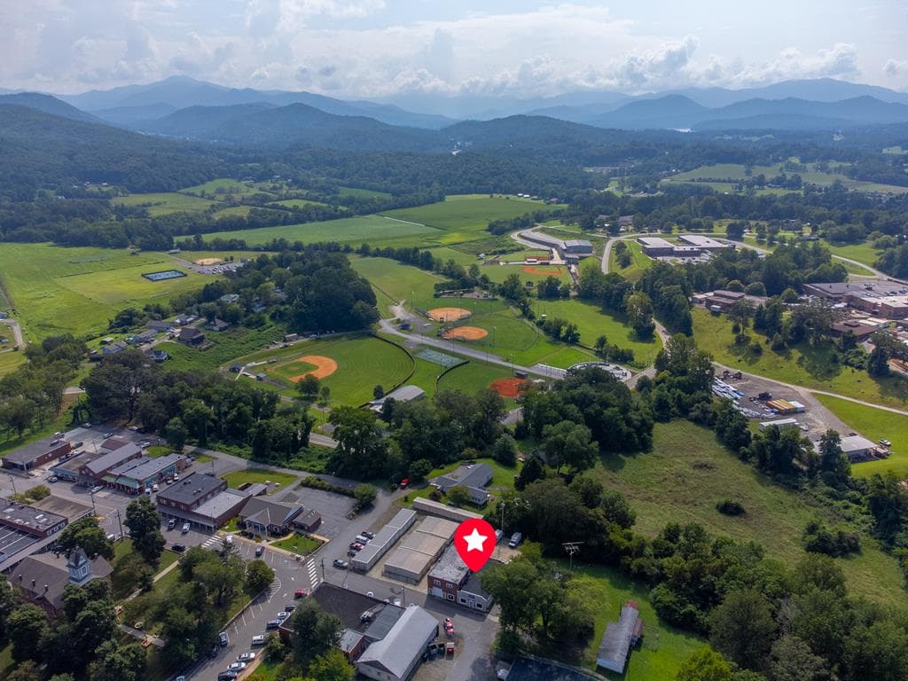 6 Sanderson Street, Hayesville NC 28904 - Photo