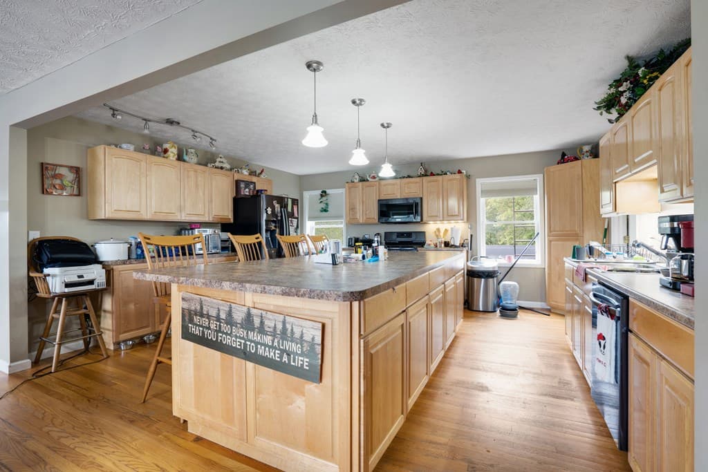 6 Sanderson Street, Hayesville NC 28904 - Photo