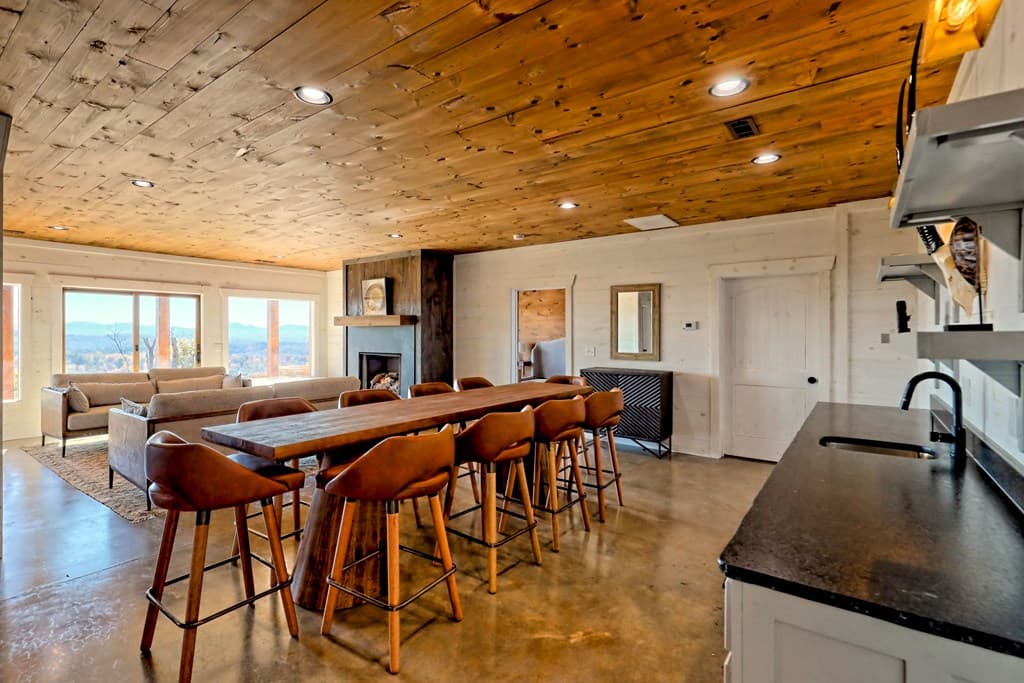 530 Tower Road, Mineral Bluff GA 30559 - Photo