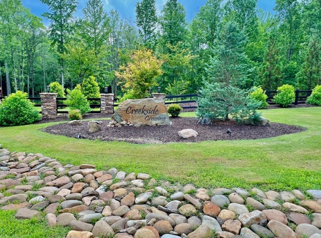 82 Barrell Knot Court, Talking Rock GA 30175 - Photo