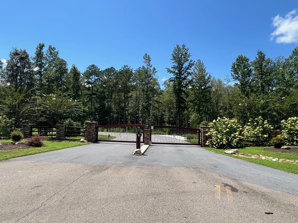 82 Barrell Knot Court, Talking Rock GA 30175 - Photo