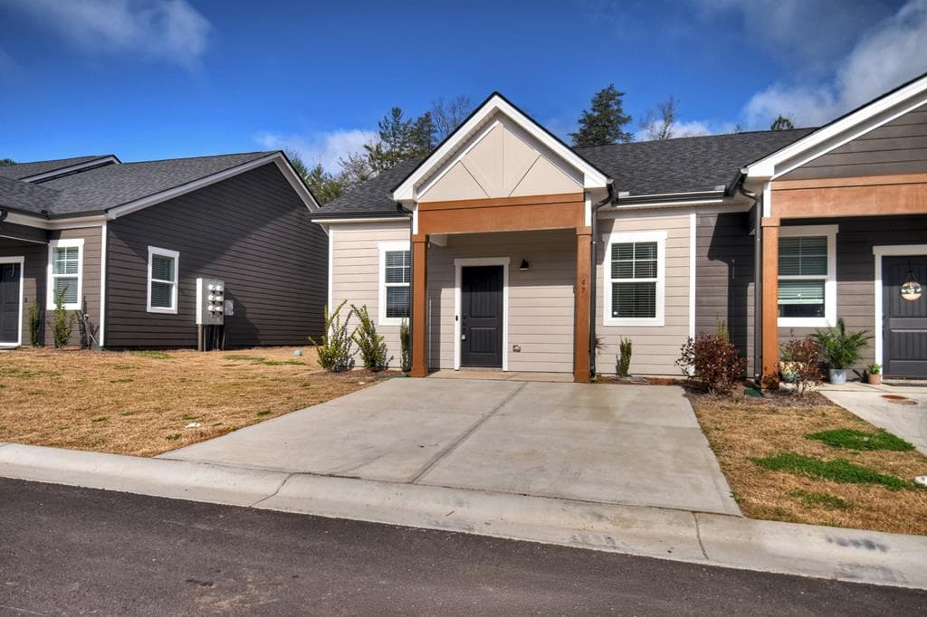Unit 47 Grove Loop, Blue Ridge GA 30513 - Photo