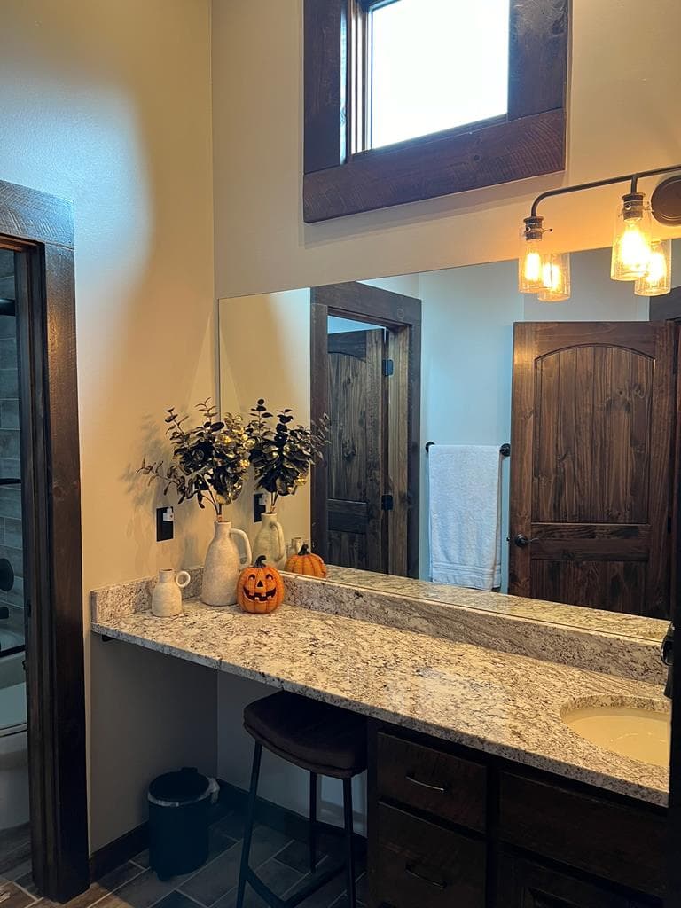 330 E Second Street, Blue Ridge GA 30513 - Photo