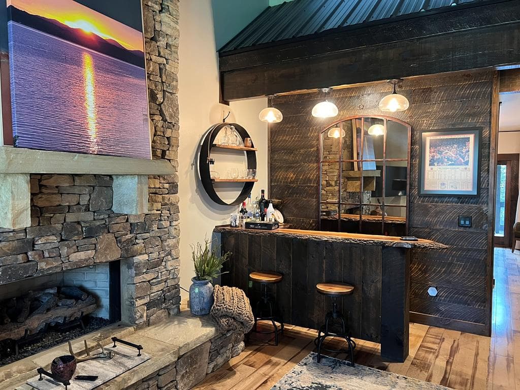 330 E Second Street, Blue Ridge GA 30513 - Photo