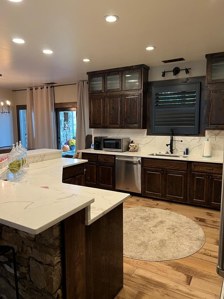 330 E Second Street, Blue Ridge GA 30513 - Photo