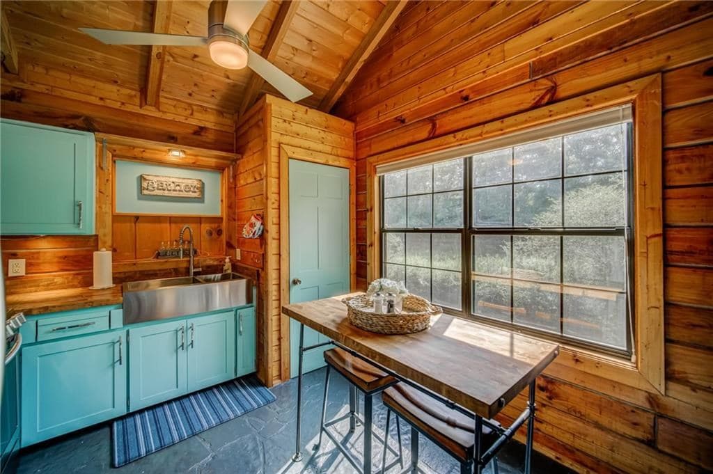 142 Bear Lake Drive, Blue Ridge GA 30513 - Photo