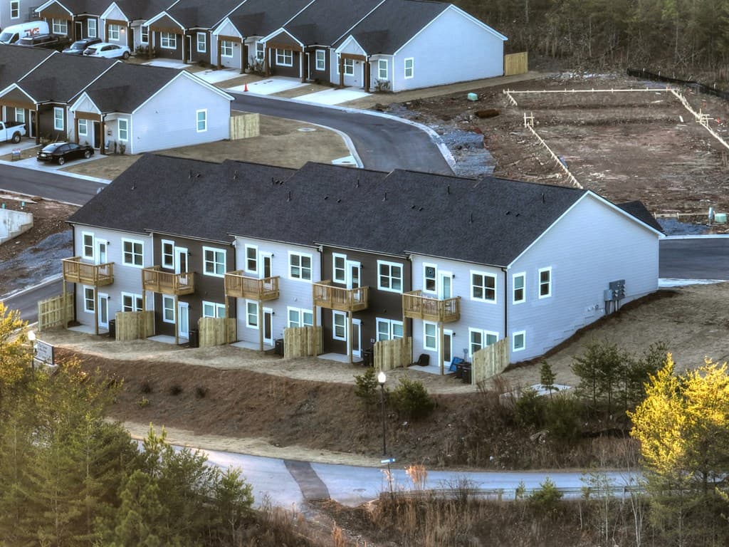 Unit 2 Grove Loop, Blue Ridge GA 30513 - Photo