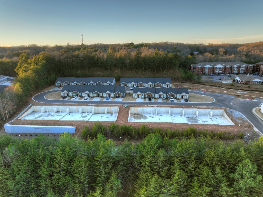 Unit 2 Grove Loop, Blue Ridge GA 30513 - Photo