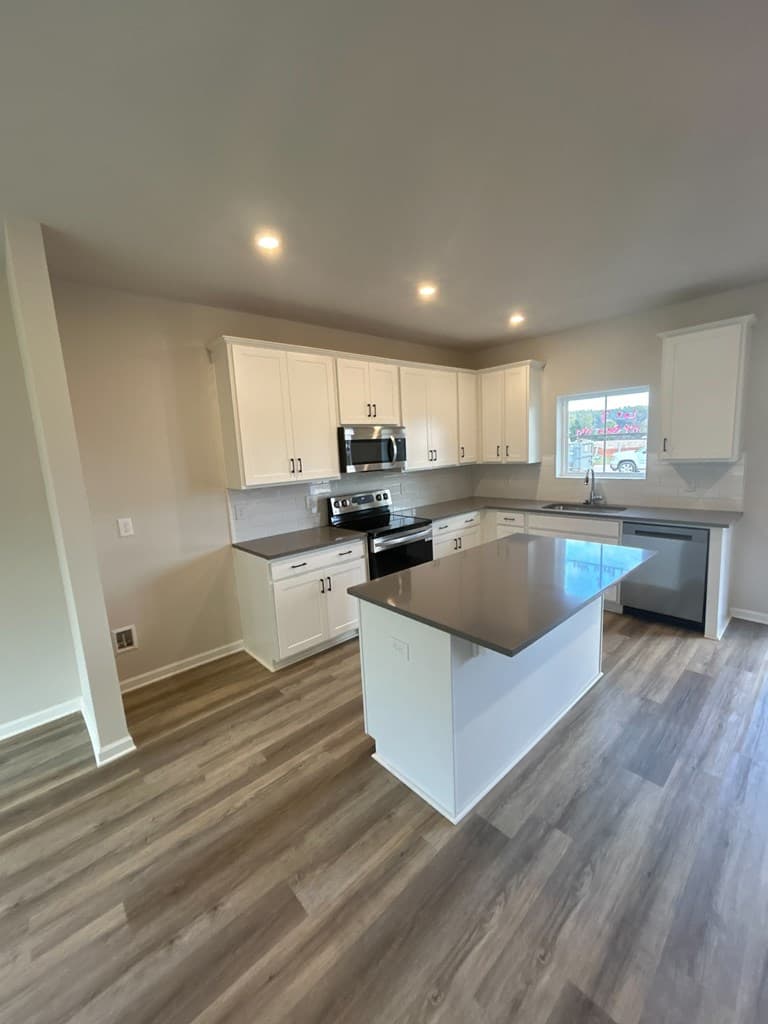 Unit 14 Grove Loop, Blue Ridge GA 30513 - Photo