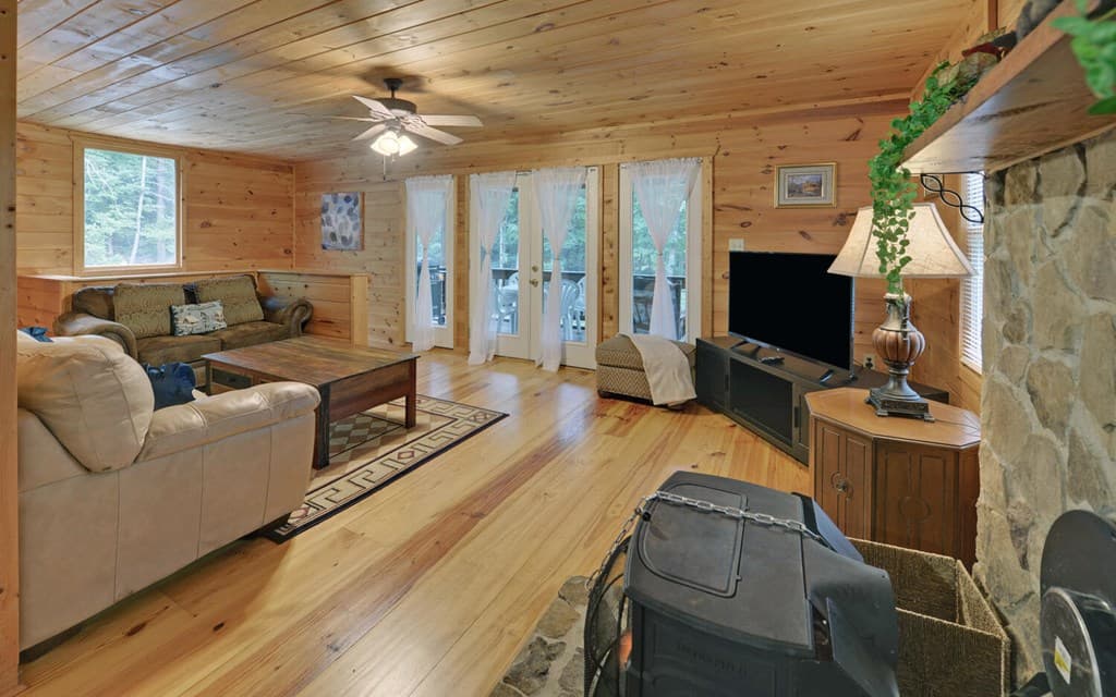 1055 Wolfpen Trail, Ellijay GA 30536 - Photo