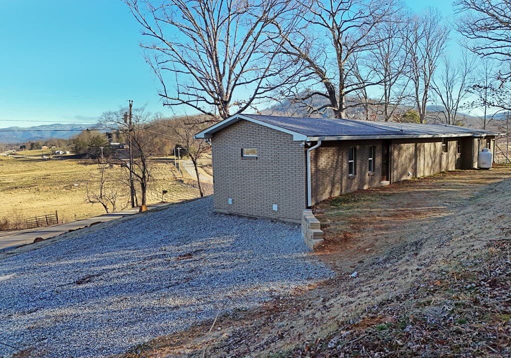 16 Sims Road, Hiawassee GA 30546 - Photo