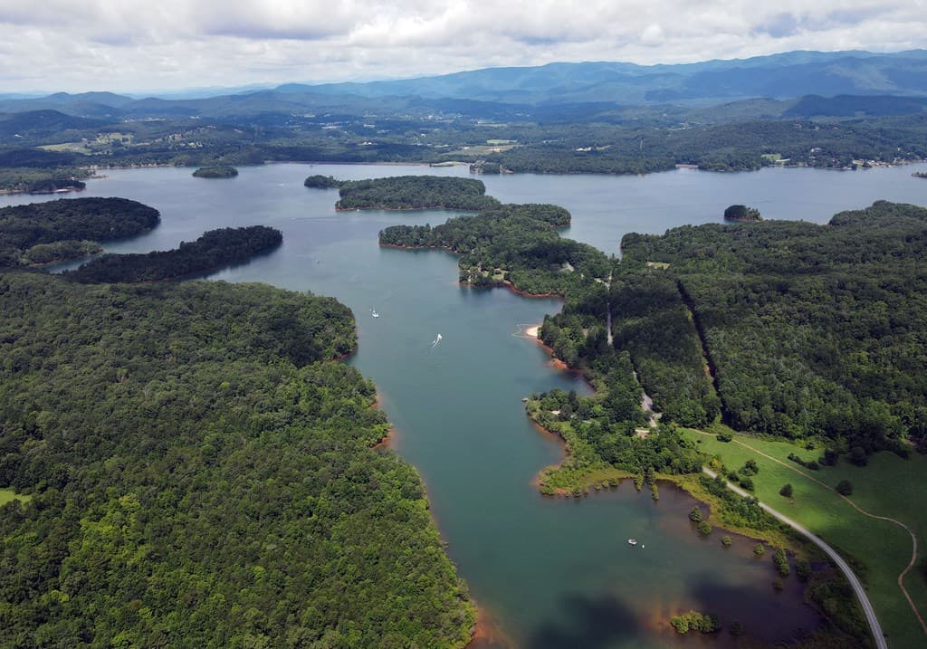 16 Sims Road, Hiawassee GA 30546 - Photo
